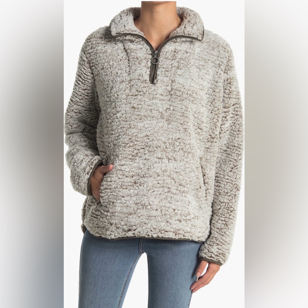 Thread & Supply Wubby Fleece
Pullover